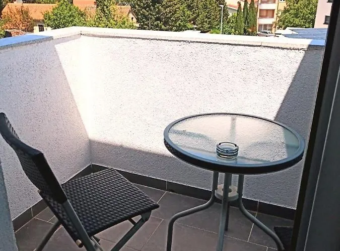 Abelia Sea View Lejlighed *