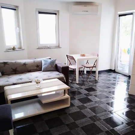 Abelia Sea View *