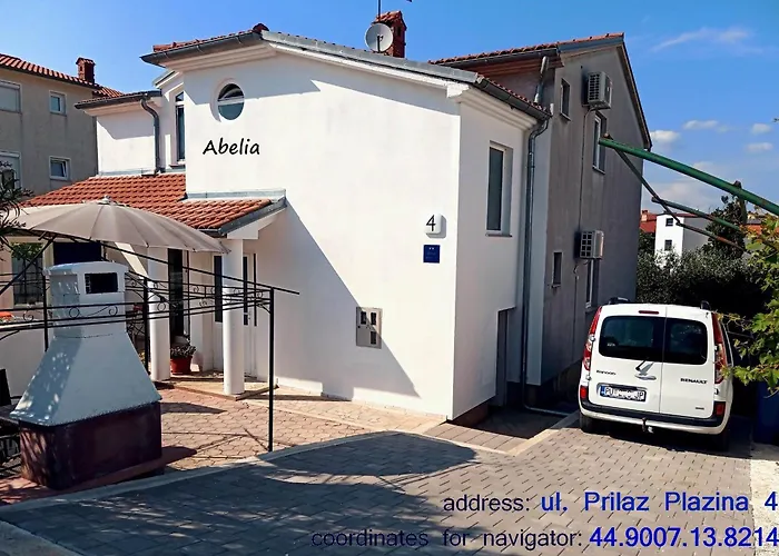 Abelia Sea View